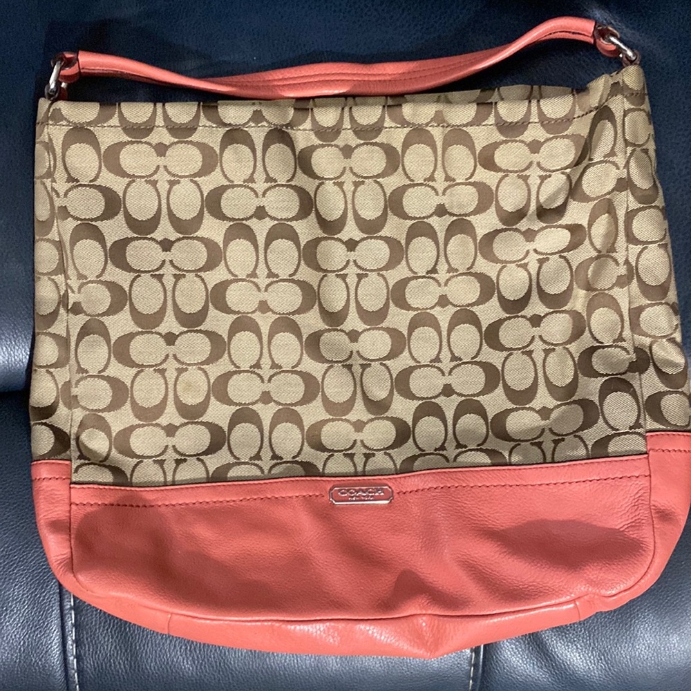 Medium coach bag brown and coral